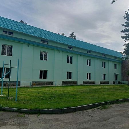 N&R Rest House Tsaghkadzor Exterior photo