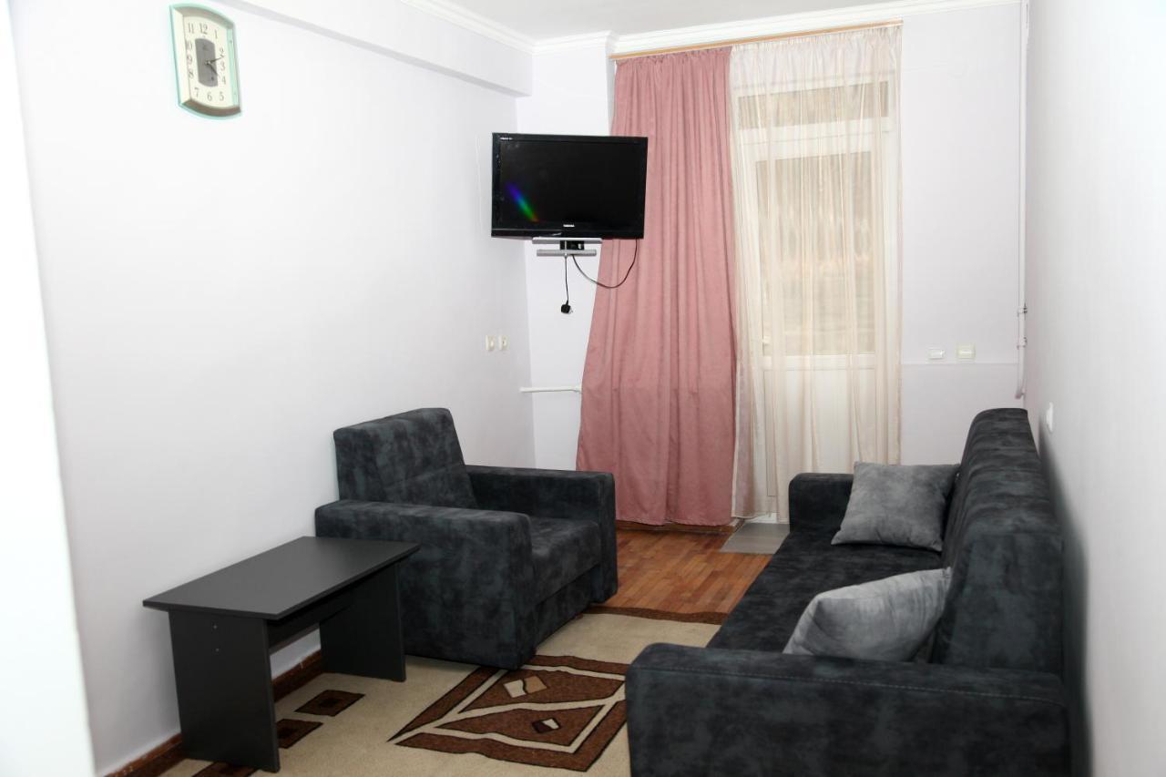 N&R Rest House Tsaghkadzor Exterior photo